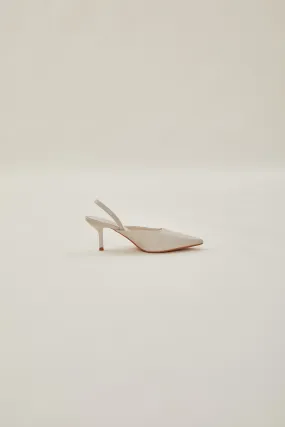 Emy Pointed Heels in Off White