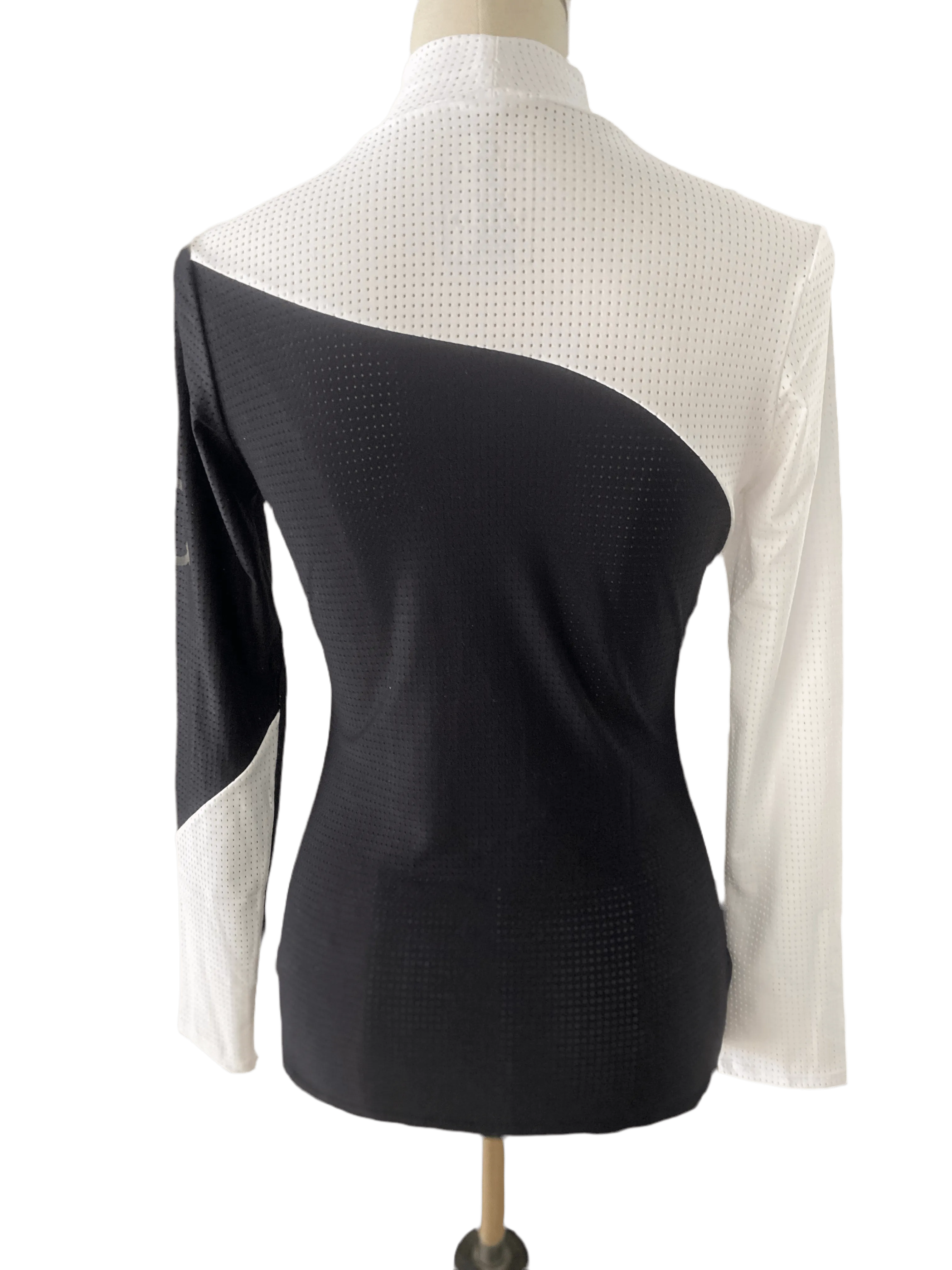 EquestrianClub- Bella Turtleneck Black & White