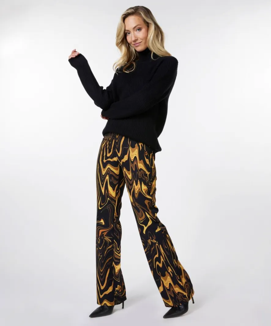 Esqualo- Turtleneck Sweater in Fancy Pattern