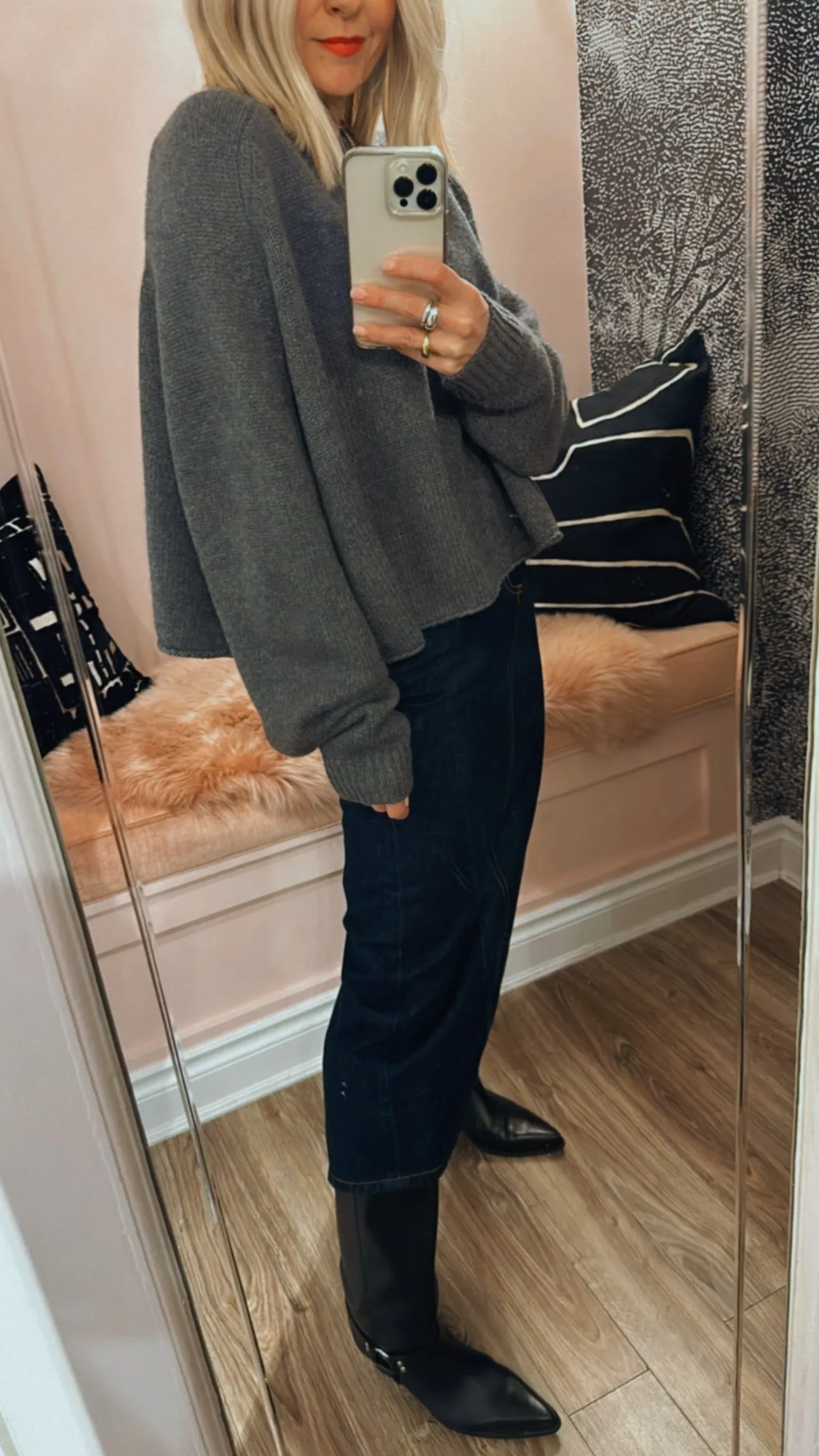 'Karine' Cropped Sweater