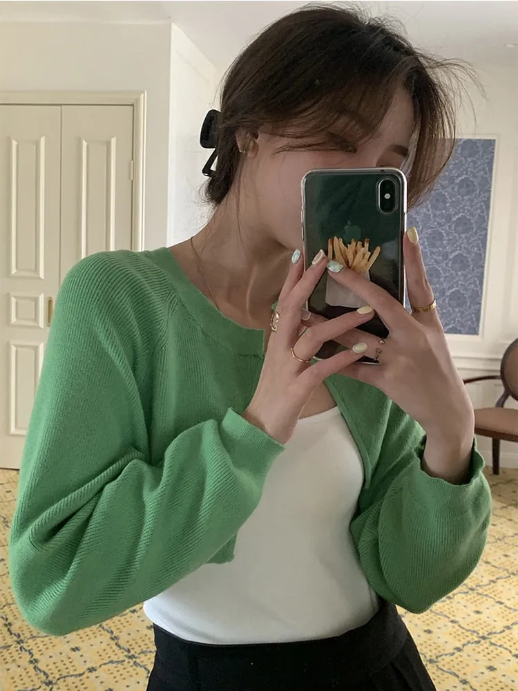[Korean Style] 3 Color Round Neck Cropped Knit Cardigan