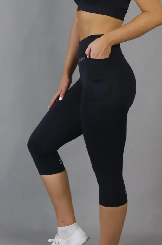 Perform Mid Waist 3/4 - Black
