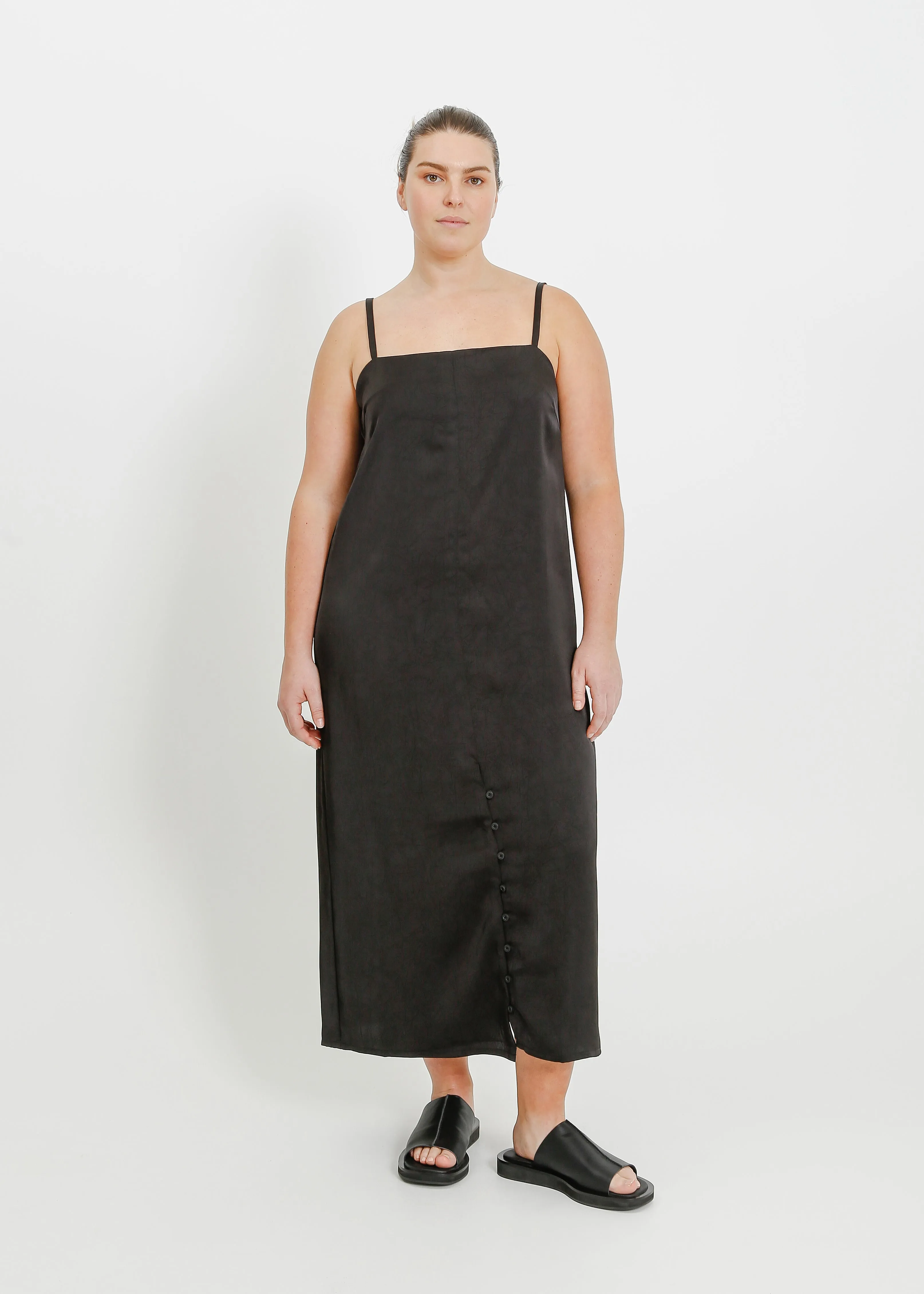 VERE SLIP DRESS / BLACK